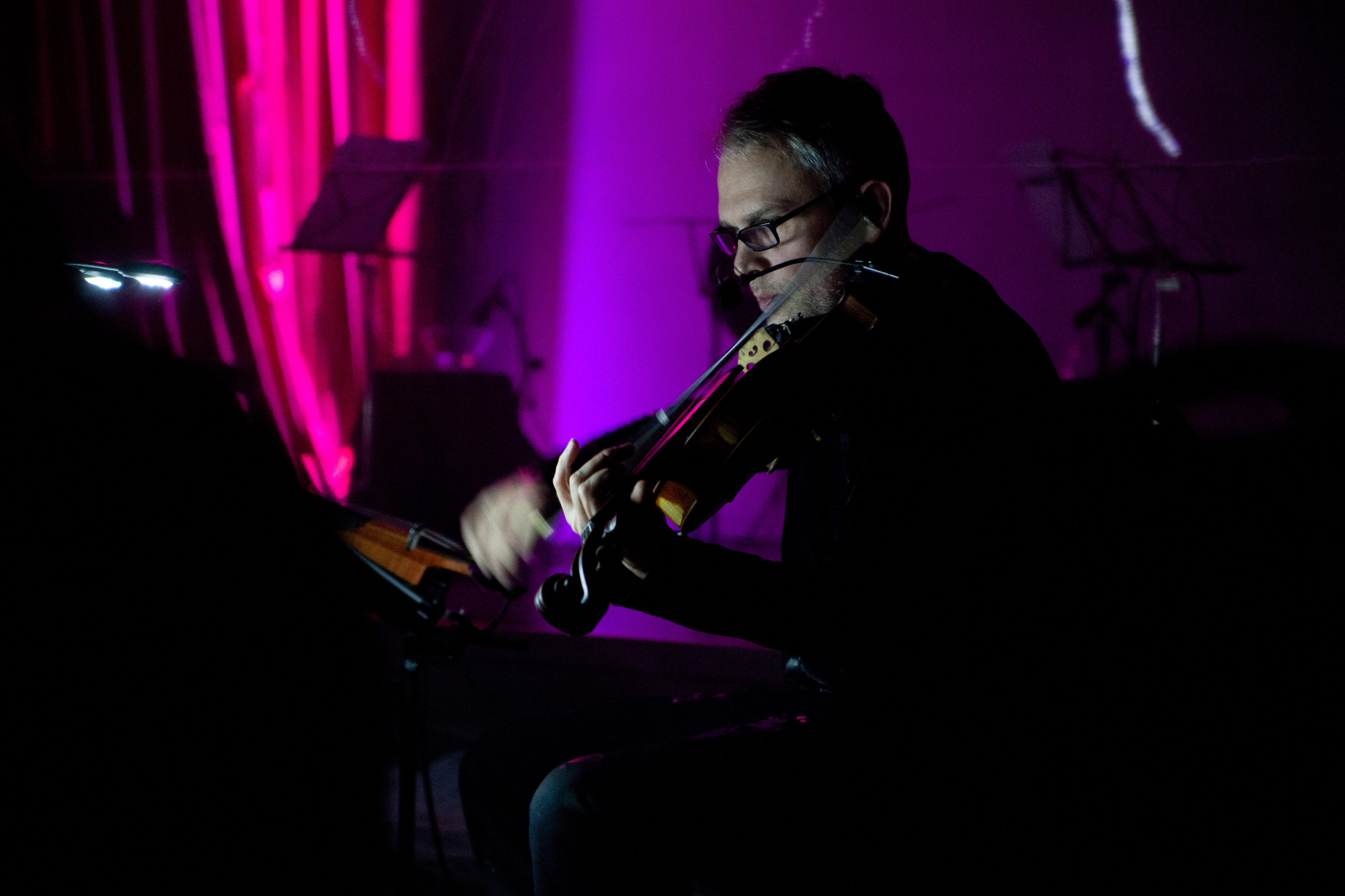 NeoQuartet violist Michał Markiewicz during the festival Neo Arte - Synthesizer of Art in Oslo in March 2023. photo. Edyta Rembala