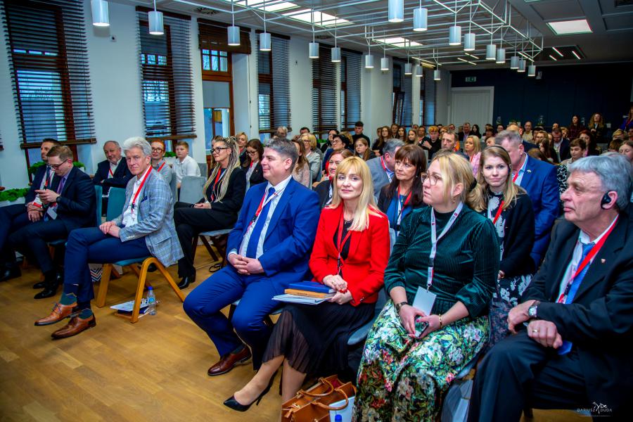 Konferencja zamykająca projekt, która odbyła się 6 marca w  Miejskiej Bibliotece Publicznej w Hrubieszowie (fot. Urząd Miasta Hrubieszowa)