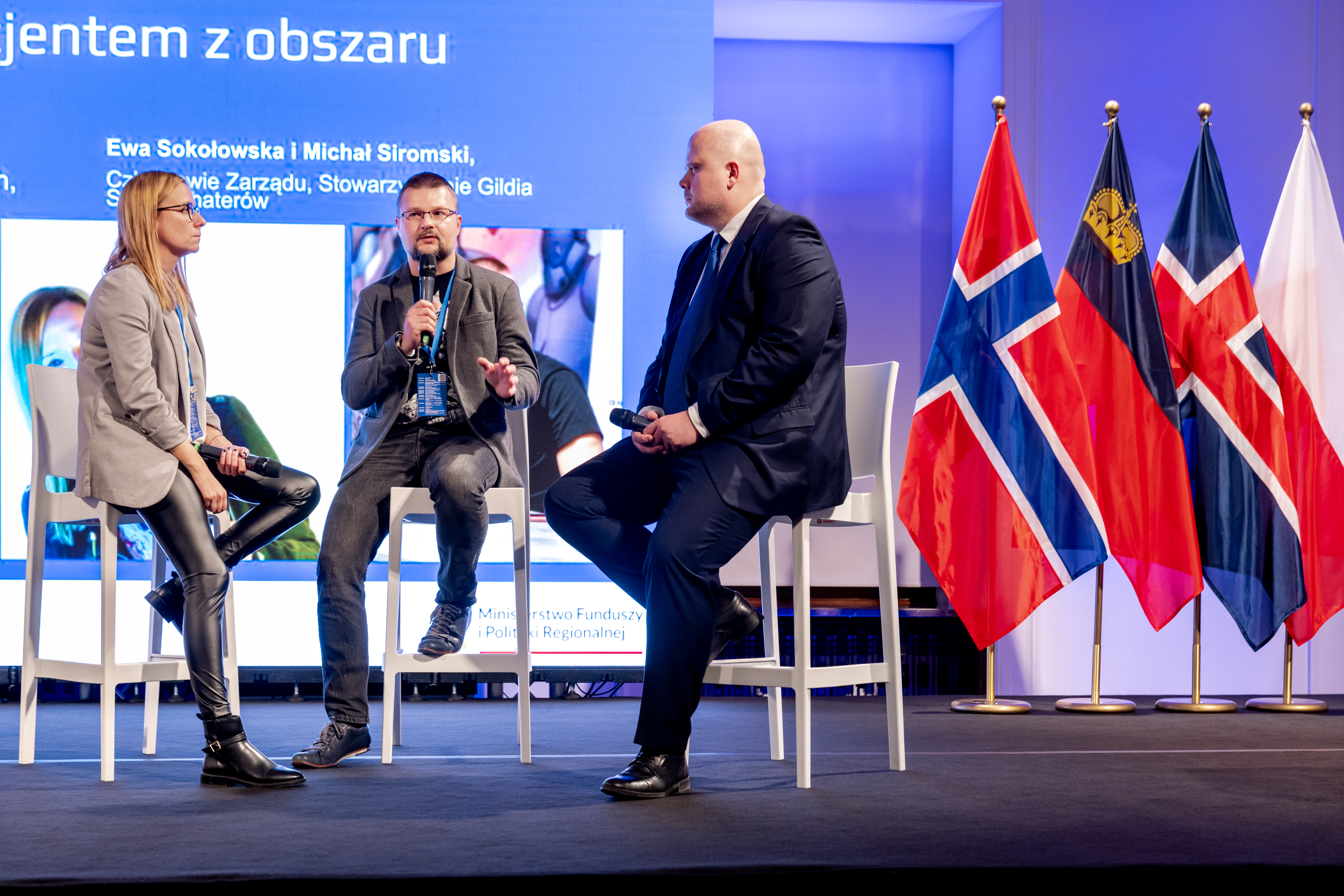 Wywiad z Ewą Sokołowską i Michałem Siromskim ze Stowarzyszenia Gildia Superbohaterów, którzy pomogli kobietom doświadczającym przemocy domowej w Gniewkowie